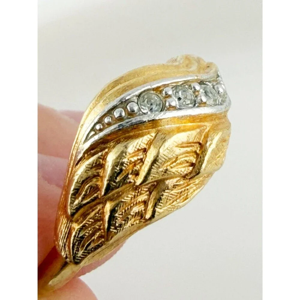 Vintage Signed AVON Gold Tone Textured Rhinestone Bypass Wave Ring Size 9